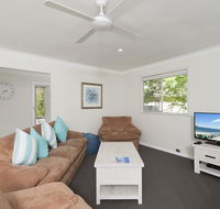 Essendene Road Box Beach Retreat 29