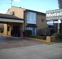 Estelle Kramer Motel - Tourism TAS
