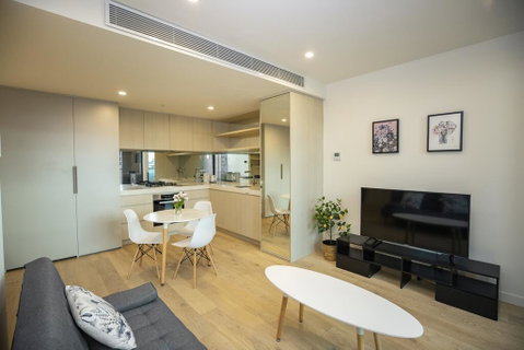 Everhome Melbourne Village 603 - Tourism TAS 1