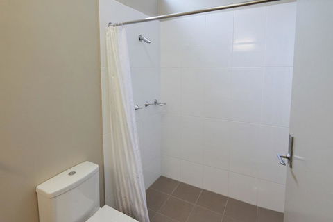 Everton Park Hotel - Hobart Tourism 3