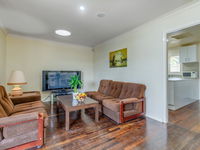 Exclusive Handy Holiday House