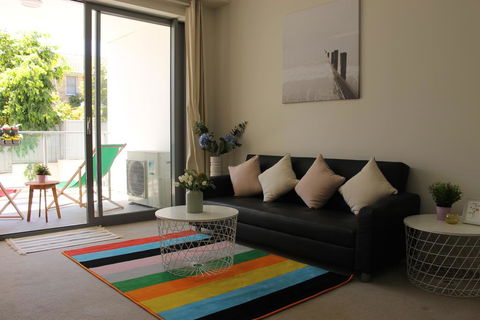 Exquisite Family Home +Parking, Close To CBD - Hobart Tourism 1