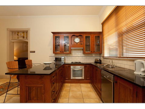 Fairholme Townhouse - Hobart Tourism 1