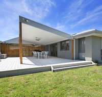 Fairway Views Pet Friendly house with WiFi AC Heating walk to beach - Tourism TAS