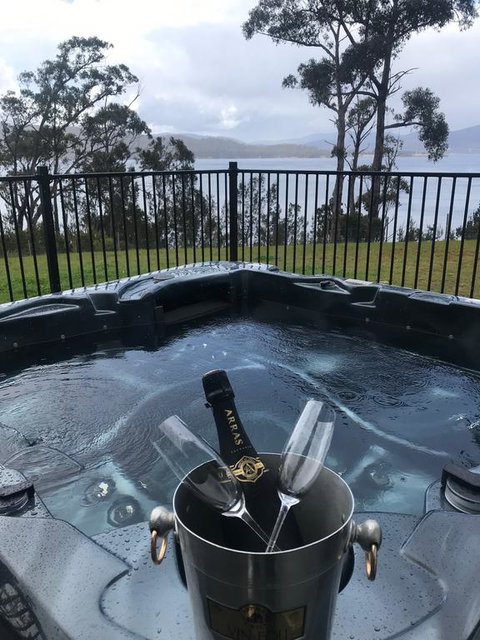 Fairwinds Tasmania - Tourism TAS 1