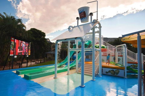 FAMILY PARADISE - Hobart Tourism 3