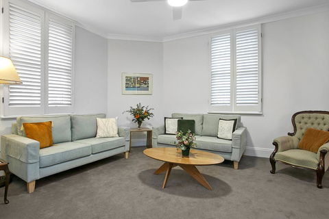 Family Terrace Home Minutes From Oxford Street And CBD - Tourism TAS 0
