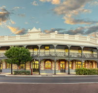 Farmers Home Hotel - Hobart Tourism