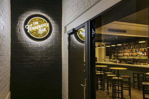 Farmers Home Hotel - Hobart Tourism 1