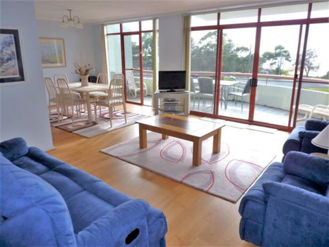 Fathoms 14 - Mollymook - Tourism TAS 3