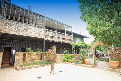 Feathertop Winery - Tourism TAS 1