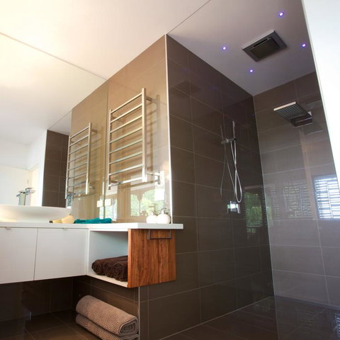 Feathertop Winery - Tourism TAS 3