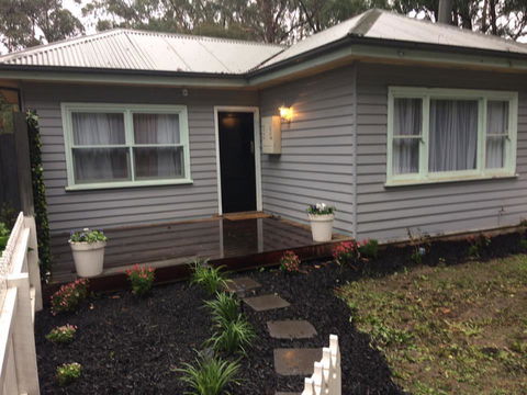 Fell Estate Cottages - Hobart Tourism 0