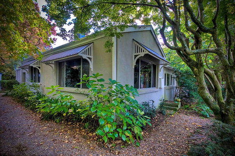 Finchley - Tourism TAS 0