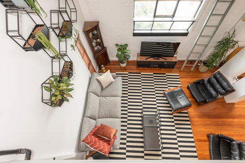 Fitzroy Converted Warehouse Penthouse - Tourism TAS 0