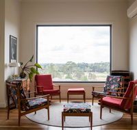 Five Bed Five Bath Five Star View - 2 Mins to CBD - Wentworth Estate