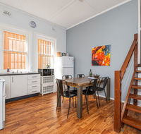 Five Ways CBD Apartment - Spacious Wifi Free Parking