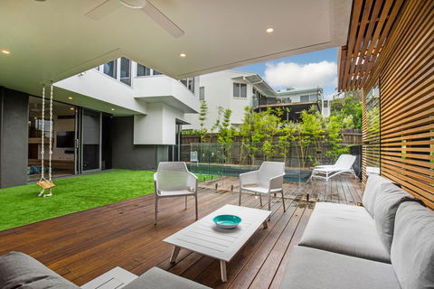 Flawless & Modern Luxury, Sunshine Beach - Hobart Tourism 2