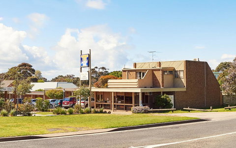 Flinders Cove Motel - Tourism TAS 1