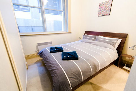 Flinders Lane Superior Studio Apartment - Tourism TAS 1