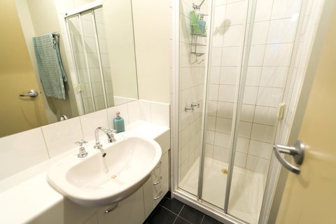 Flinders Lane Superior Studio Apartment - Tourism TAS 2