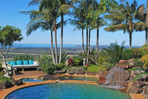 Four Winds Luxury Villas Byron Bay - Hobart Tourism 0