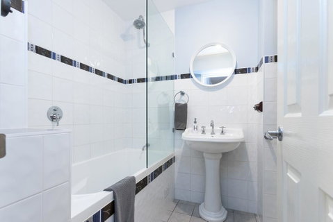Fremantle Bed & Breakfast - Tourism TAS 1
