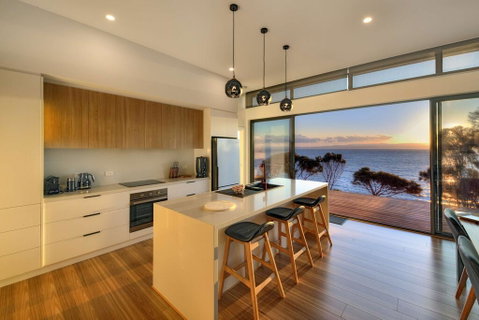 Freycinet Coastal Retreat - Tourism TAS 1