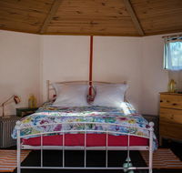 Funky Yurt on Acreage - Hobart Tourism