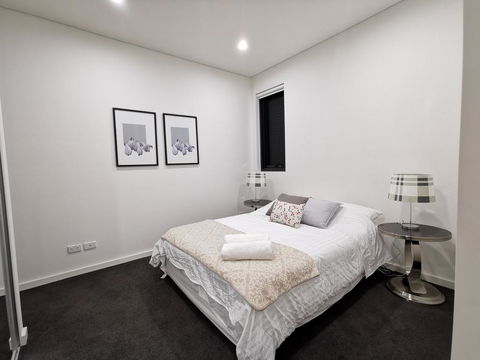 G02 Courtyard Apartment - Hobart Tourism 1