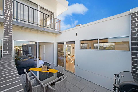 G149 Apartment 4 - Hobart Tourism 2