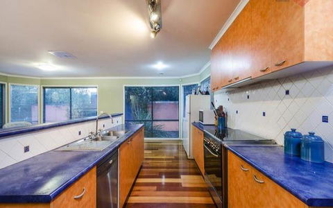 Galahonest Seabrook West Melbourne House - Tourism TAS 1