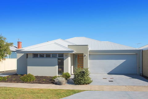 GALE HOUSE - Hobart Tourism 0