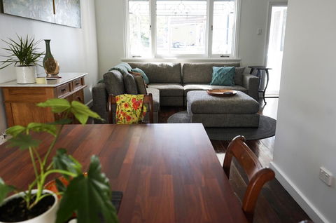 Gallery House Dwellingup - Hobart Tourism 2