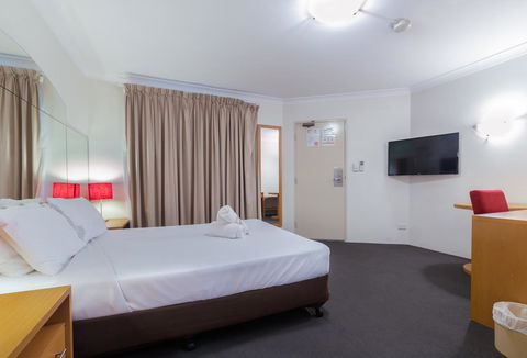 Garden Lodge Sydney Hotel - Tourism TAS 2