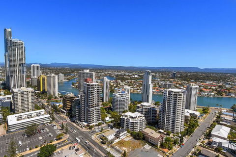 GCR Crown Towers Resort Private Apartment - Hobart Tourism 2