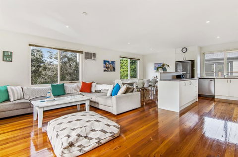 GDay Beach House - Hobart Tourism 2