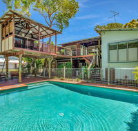 Gecko's Rest - Rainbow Shores Executive Beach House Pet Friendly Pool Wi-fi - Tourism TAS