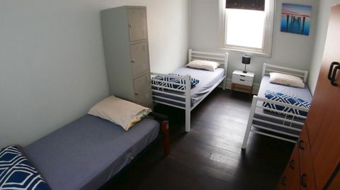 Geraldton Backpackers - Tourism TAS 1