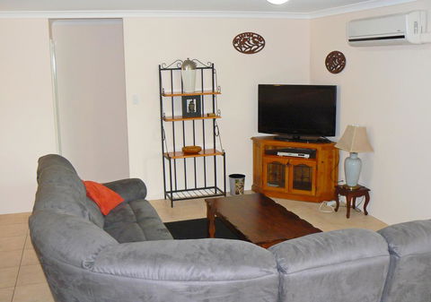 Geraldton Luxury Vacation Home - Tourism TAS 2