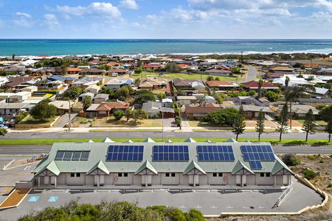 Geraldton Motor Inn - Tourism TAS 1