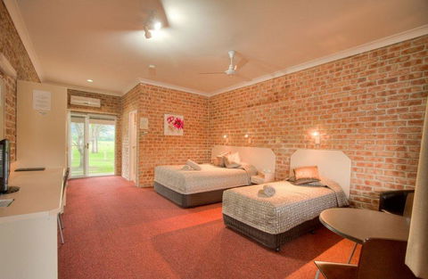 Country Lodge Motel - Tourism TAS 0