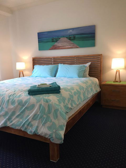 Gold Coast Family Apartment - Hobart Tourism 1