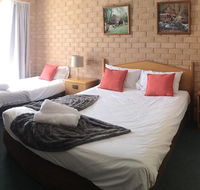 Golden Chain Aalana Motor Inn - Hobart Tourism