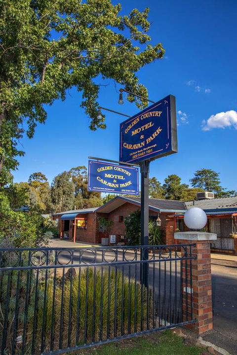Golden Country Motel And Caravan Park - Tourism TAS 3