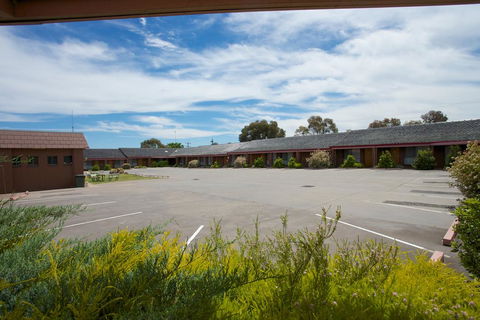 Golden Grain Motor Inn - Tourism TAS 3