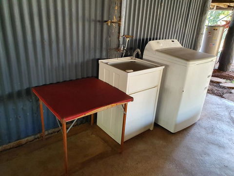 Golden Mt Rest On James - Tourism TAS 2