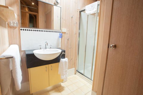 Grampians Chalets - Tourism TAS 2