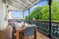 Grand  Central on George - Unique - Opulent