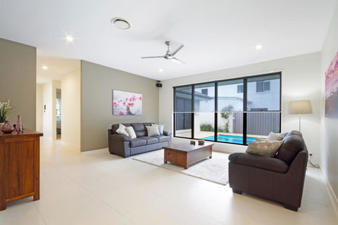 Grand Parade - Hobart Tourism 3